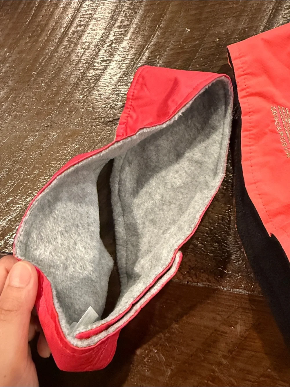 ZeroXposur Kids bright pink and pink head warmers - Lightweight new without tags